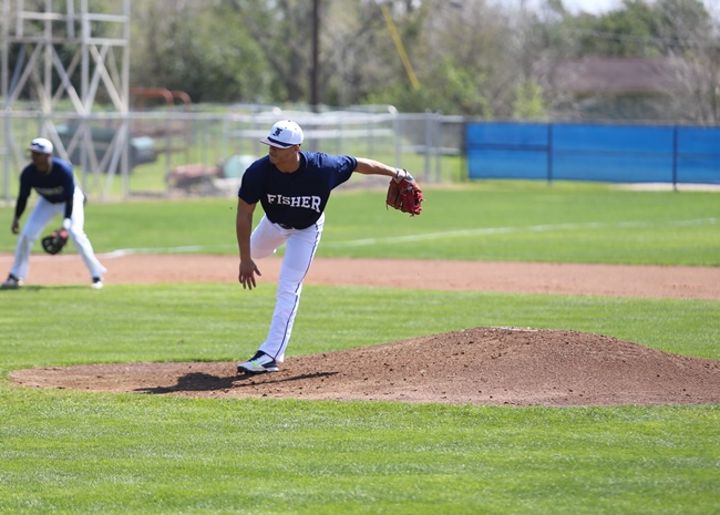Mendez, Carlson, dominate Briarcliffe in doubleheader sweep