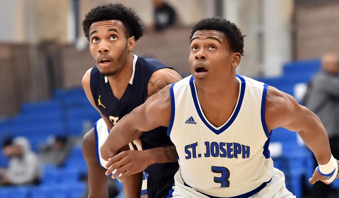 Men's Basketball Defeats The Bearcats In The Second Game Of The Colonial Classic