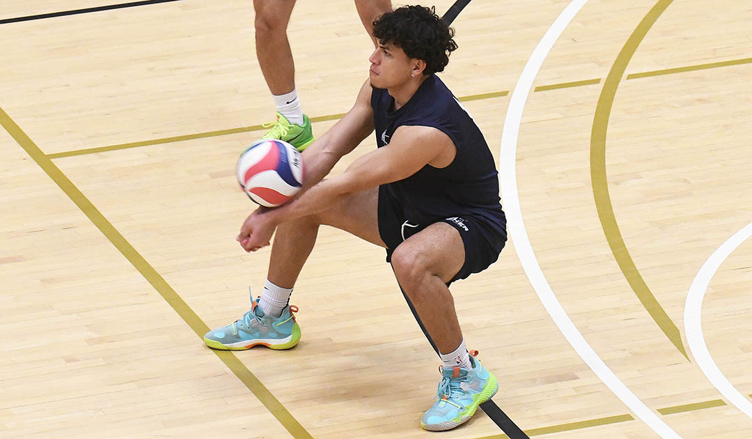 M Volleyball: Falcons fall twice in tri-match action