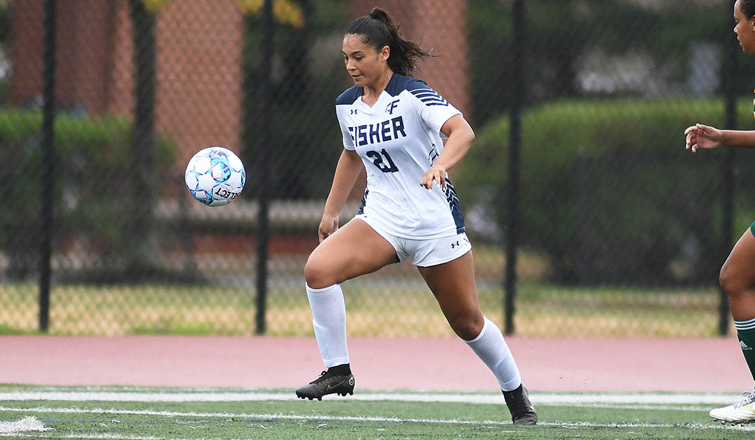 Women's Soccer: Fernandez' goal leads Falcons to victory