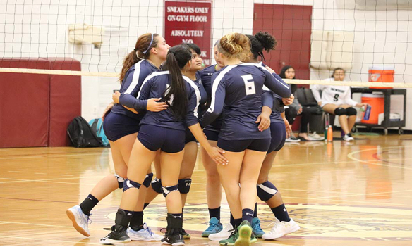 Women's Volleyball Suffers Their First Loss In An Epic Five Set Battle